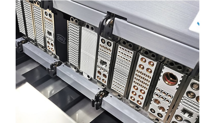 Testeriliitäntä ODU-MAC Black-Line - Image 2