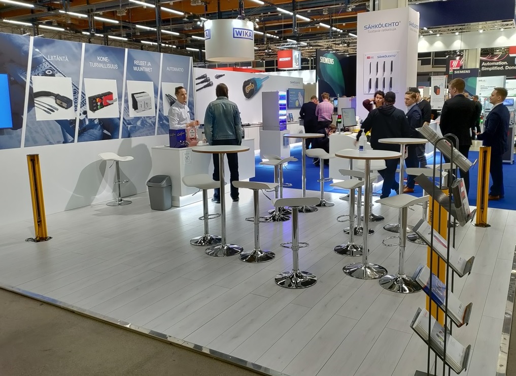 Sähkölehdon osasto teknologiamessuilla